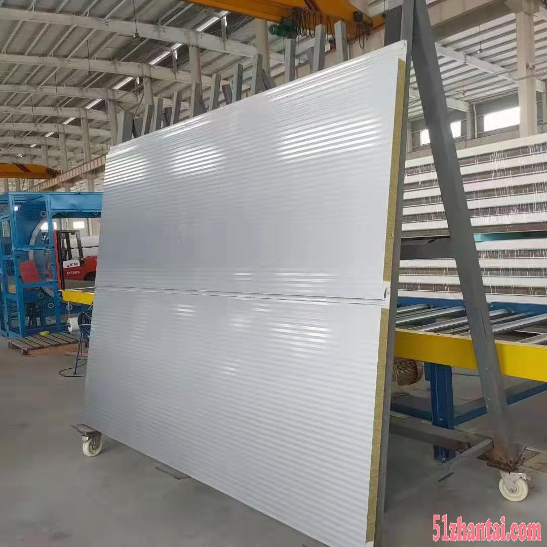秦皇岛工厂现售 950mm彩钢岩棉屋面瓦楞夹芯板-图1